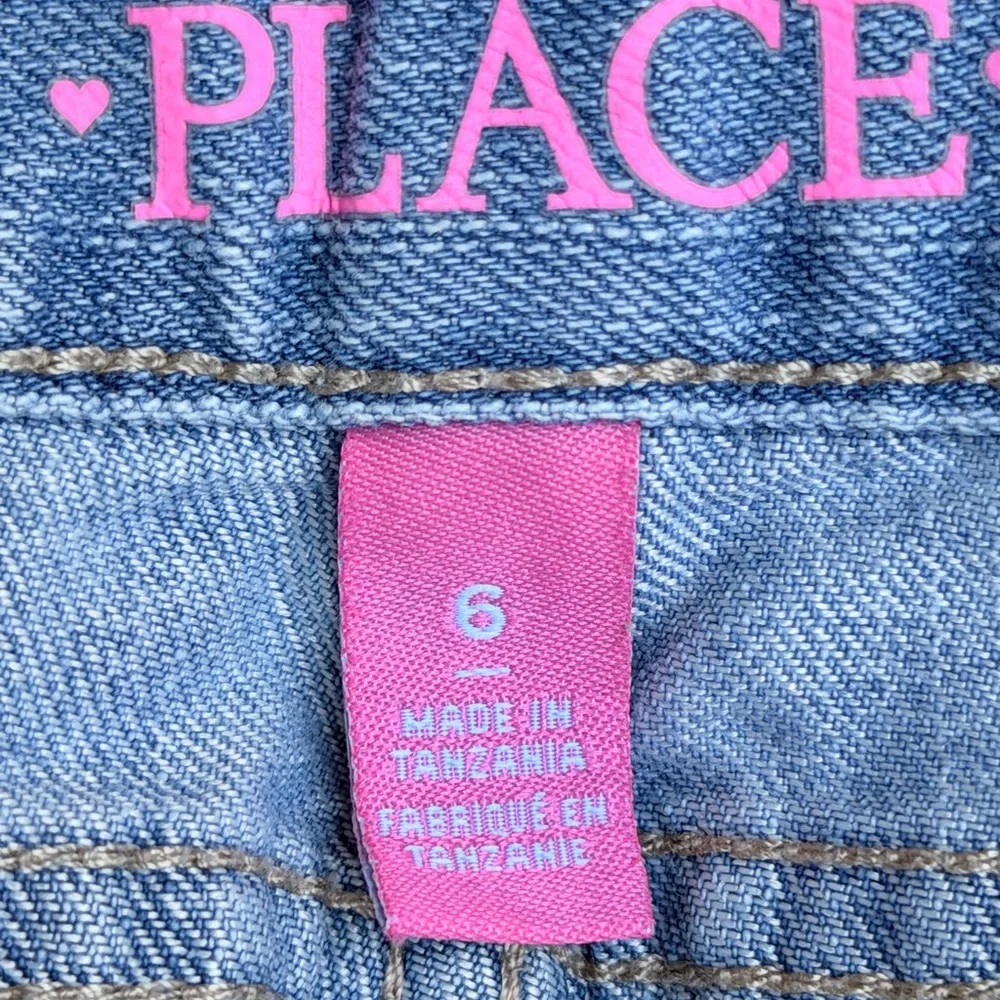 (2 pair) girl Jean shorts. Size 6